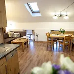 Wolfeicherhof Apartment *