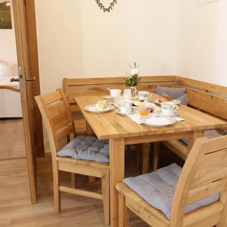 Wolfeicherhof Apartment Eggstatt